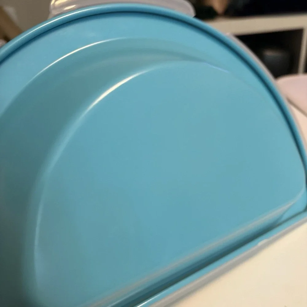 Pampered Chef 101386 Half Pie Set 2 pans 2 lids Oven-safe to 450°F